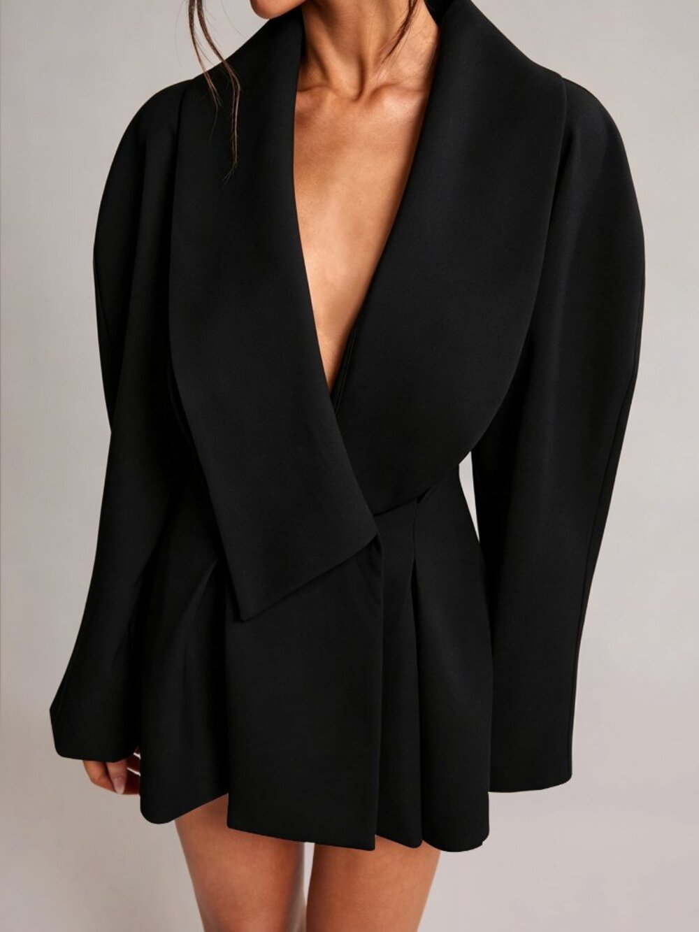 Black Elegant Women's Shawl Collar Long Sleeve Blazer - Picture 7 of 8